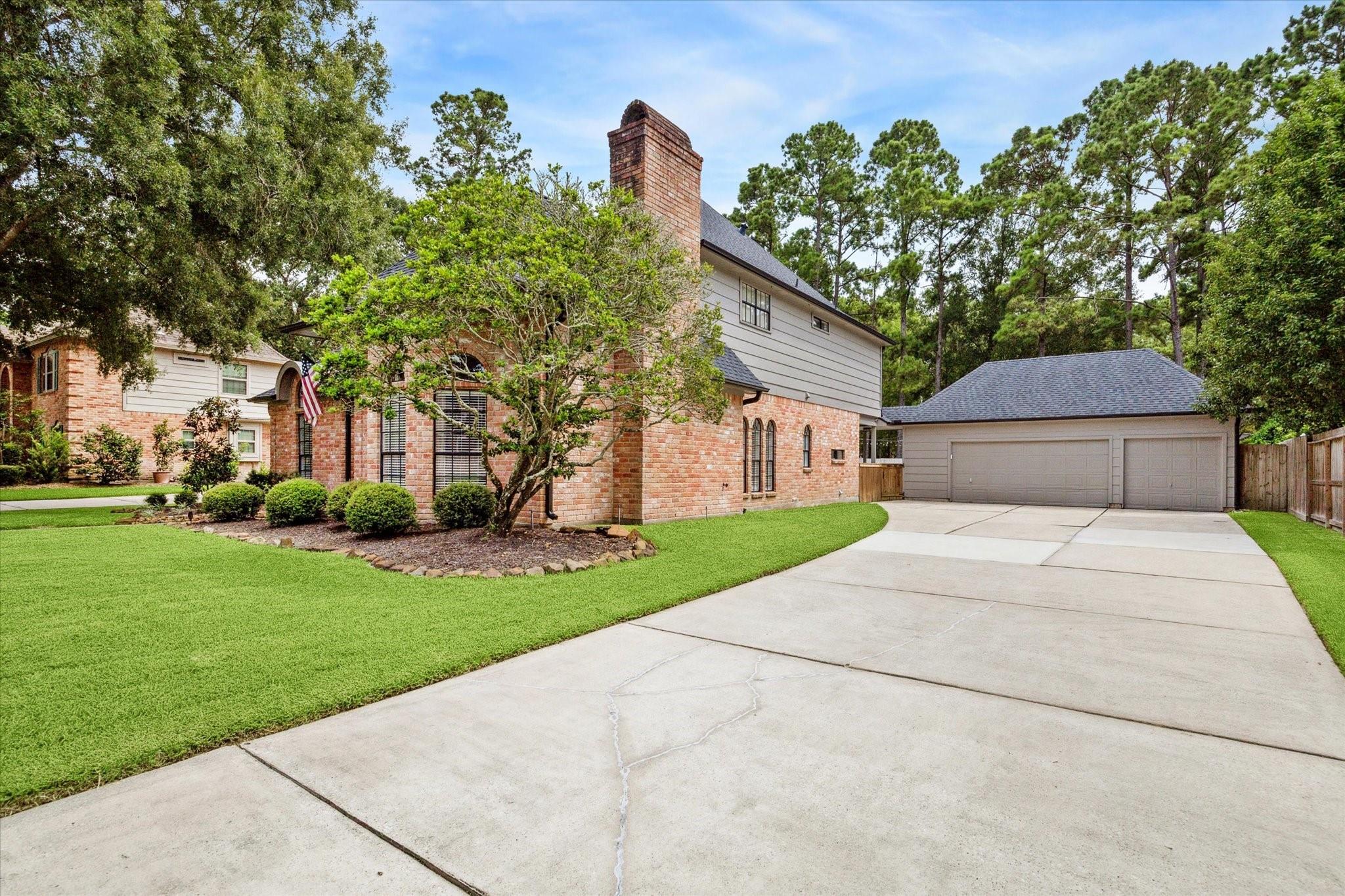 2407 Mountain Lake Drive