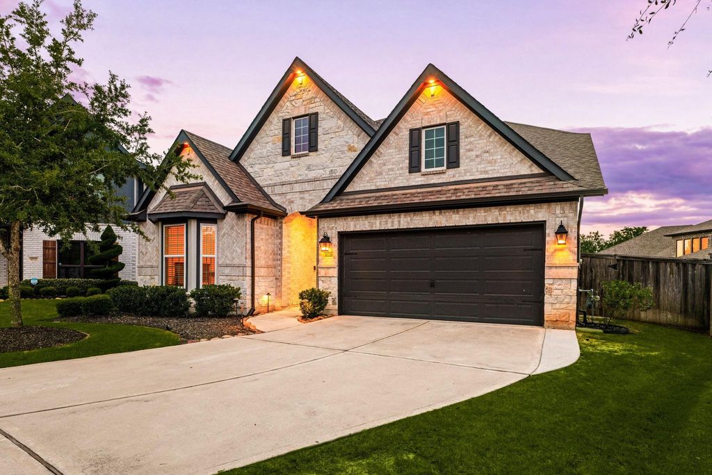 Photo of 30718 Parkside Passage Drive, Fulshear, TX 77441 (MLS # 75302600)