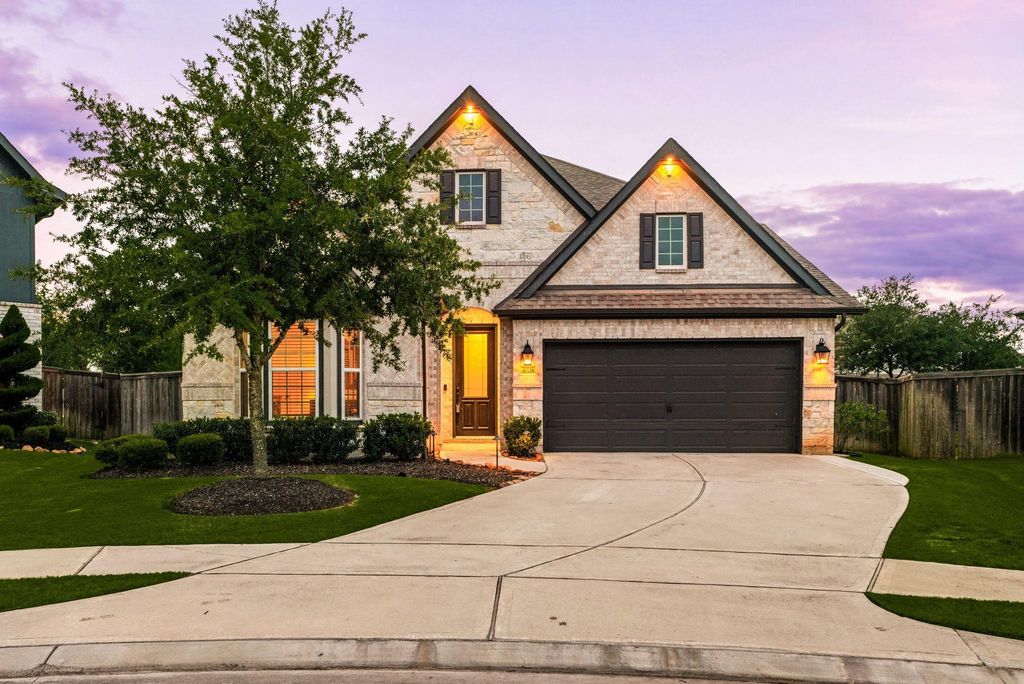 Photo of 30718 Parkside Passage Drive, Fulshear, TX 77441 (MLS # 75302600)