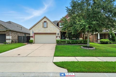 1219 Lazy Springs Lane Pearland TX 77581