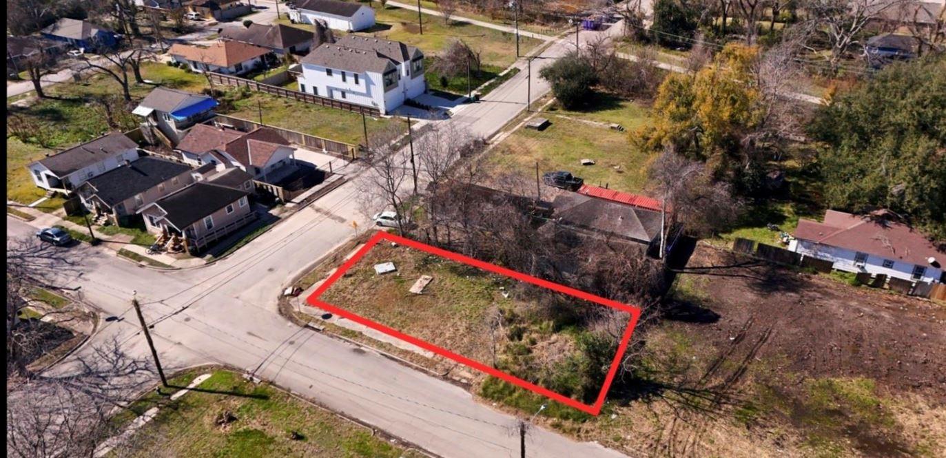 2712, 2714 & 2716 Nettleton Street