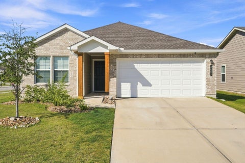 Photo of 6001 Toby Bend, Bryan, TX 77807 (MLS # 54708441)