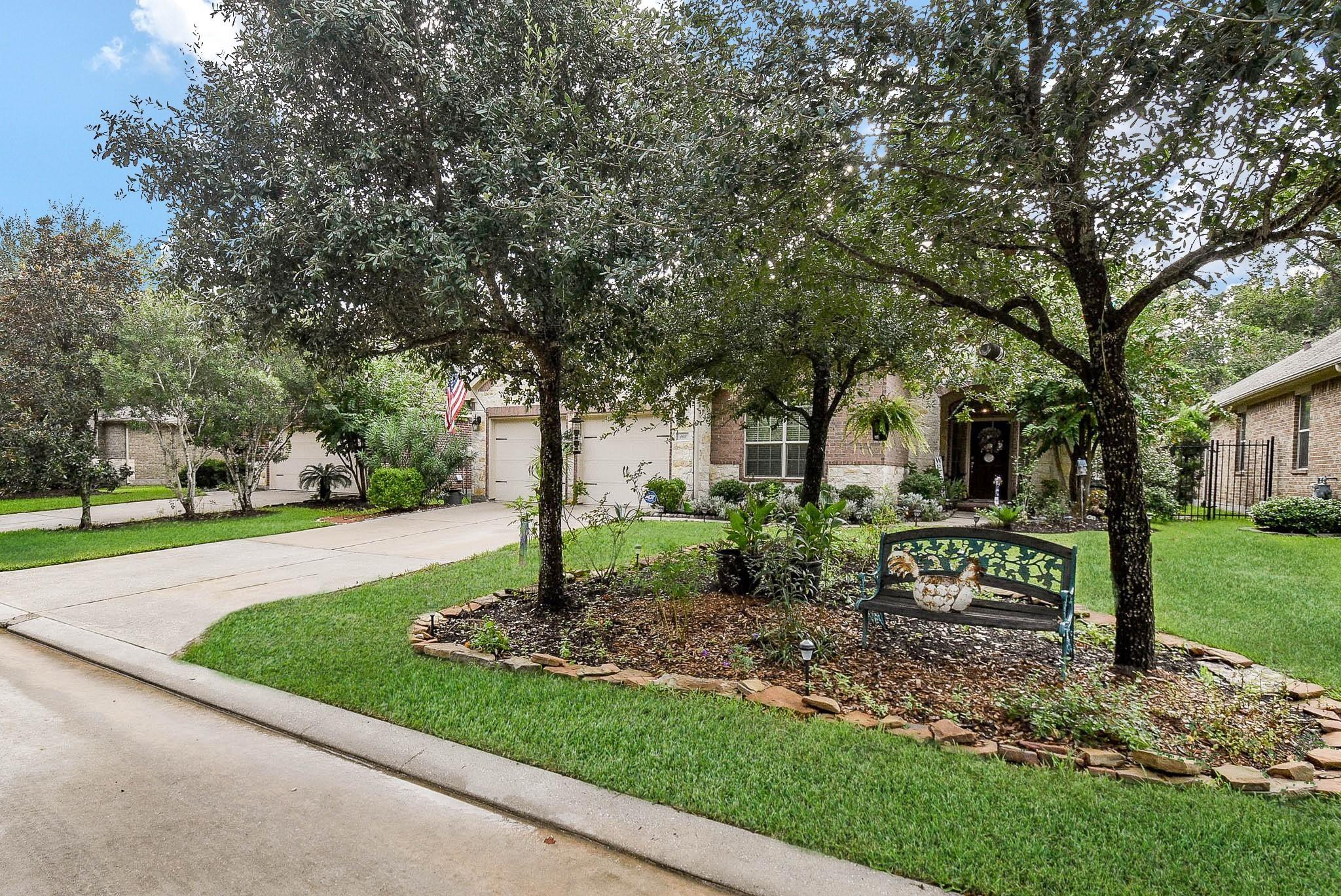 162 W Heritage Mill Circle