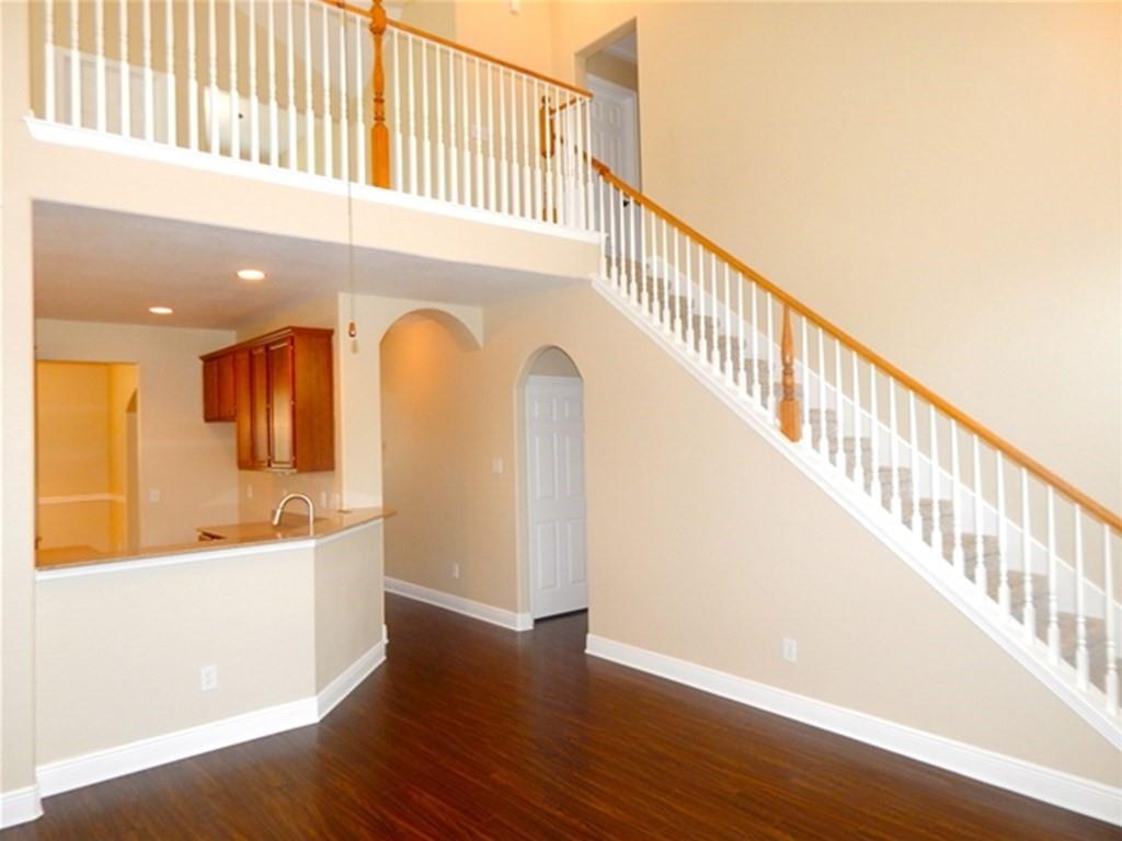 814 Levi Bend