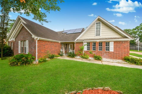 Photo of 15719 Baytree Dr DR, Houston, TX 77070 (MLS # 85628314)