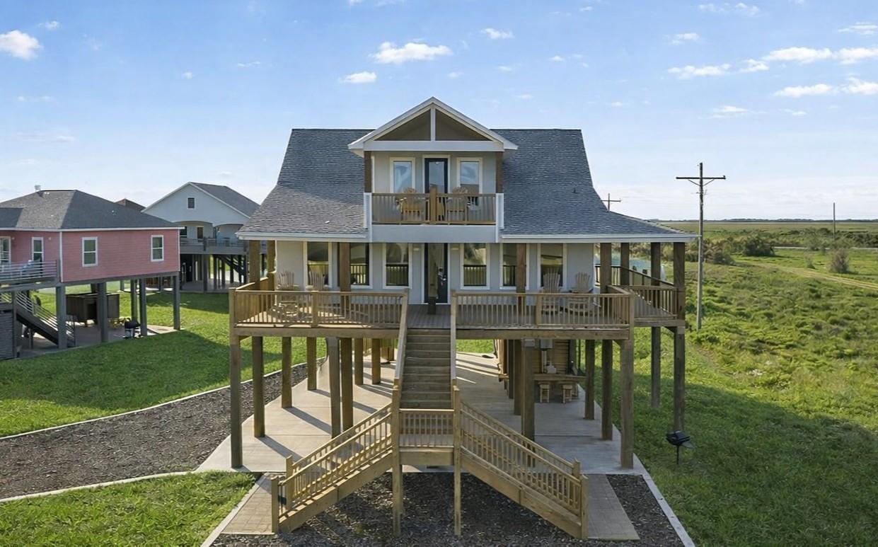 3551 Elm Grove