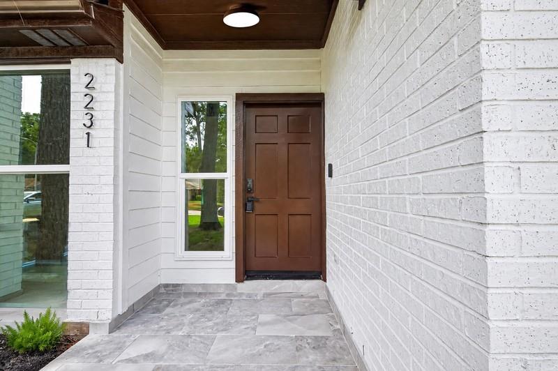 2231 Rolling Glen Drive