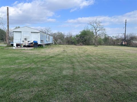 Vacant Land For Sale - 2118 Land Breeze Drive<br/> Chambers County, Baytown, TX 77523