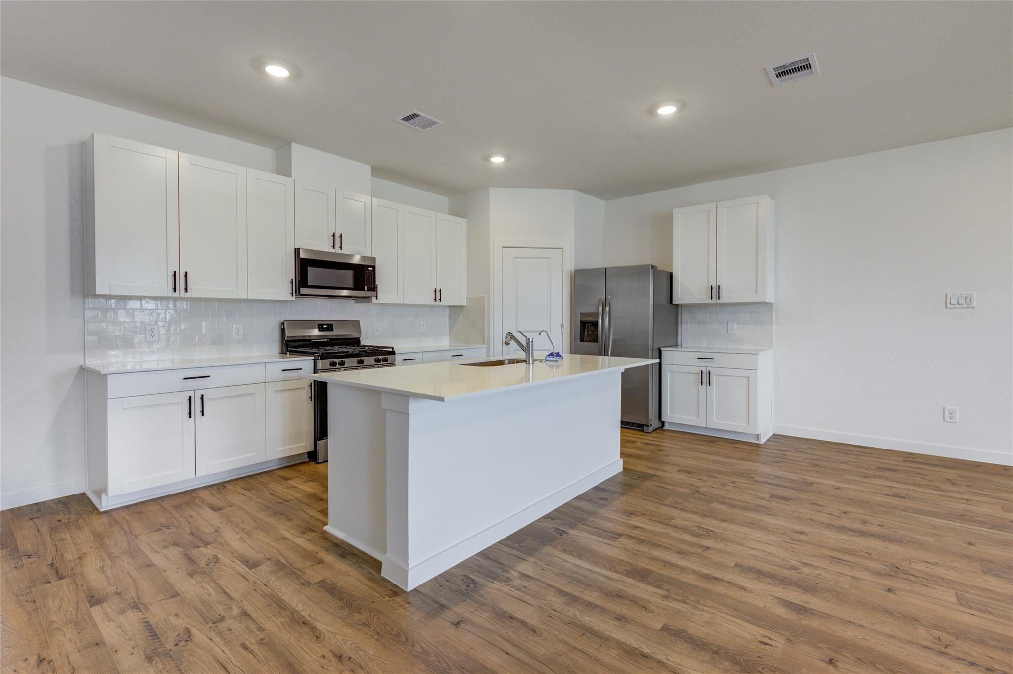 3550 Lovebird Lane