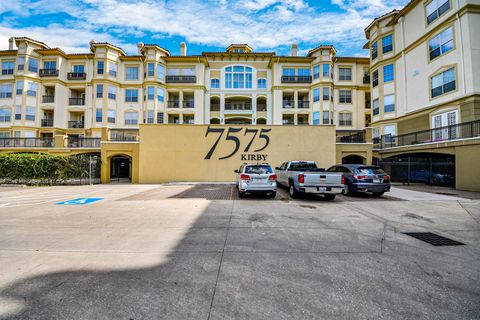 Photo of 7575 Kirby Drive #3403, Houston, TX 77030 (MLS # 63833606)