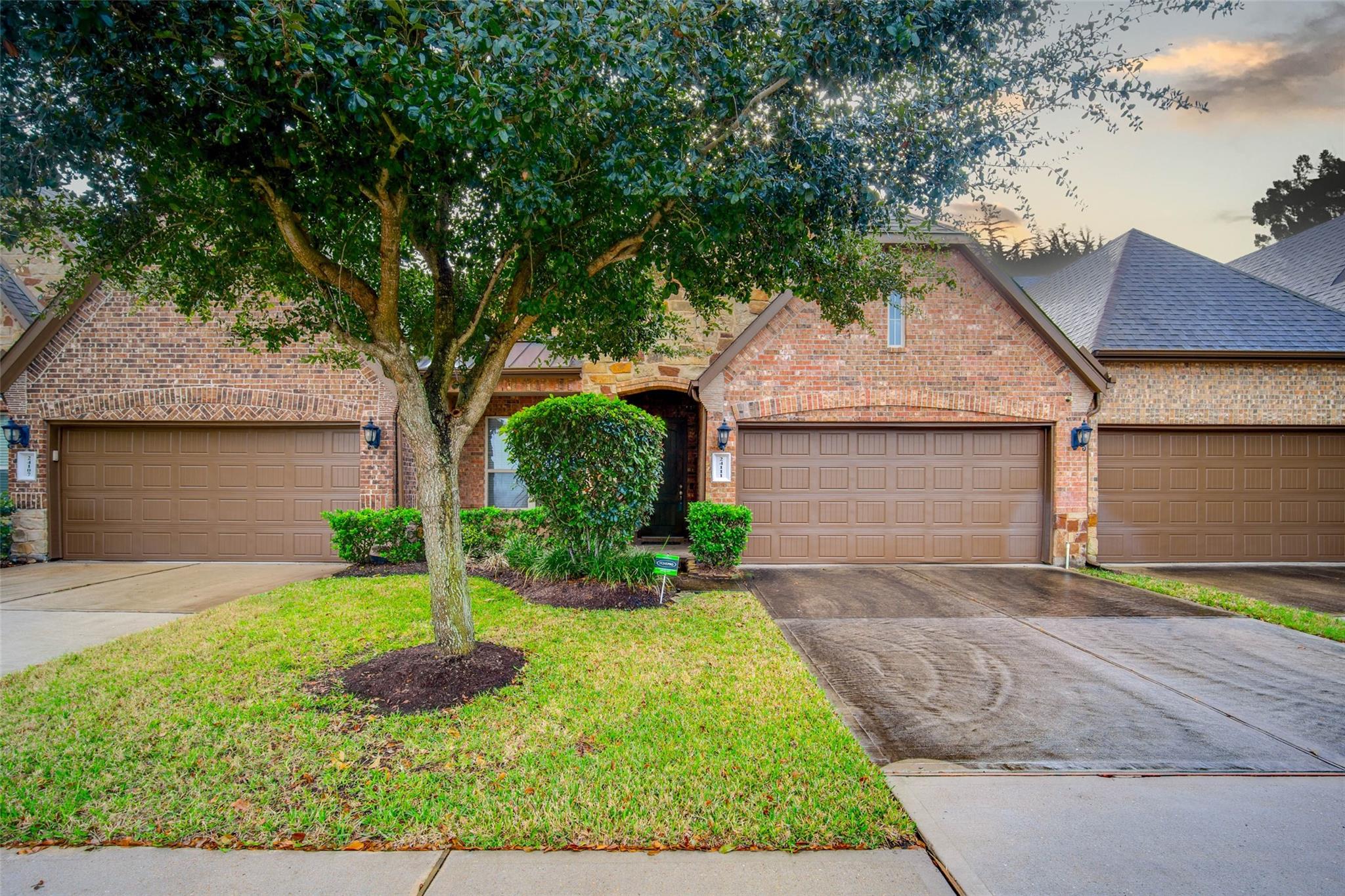 24111 Valencia Ridge Lane