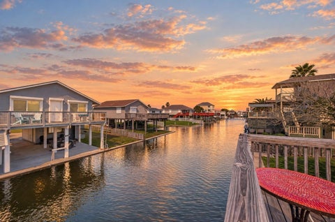 Photo of 16606 Bermuda Way, Jamaica Beach, TX 77554 (MLS # 63583832)