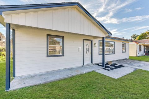 Tiny photo for 3305 Stallings Drive, Houston, TX 77088 (MLS # 38590012)