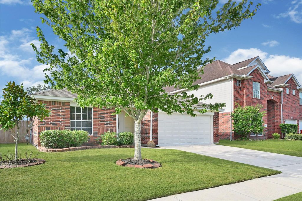 Photo of 4814 Winding Timbers Court, Humble, TX 77346 (MLS # 98055768)