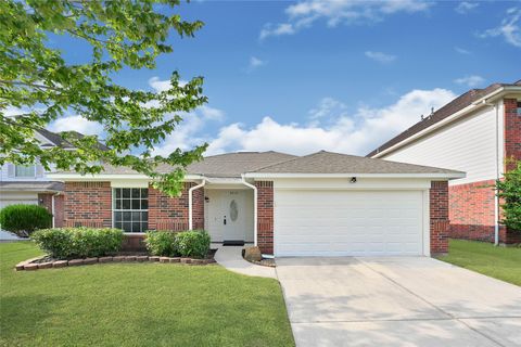 Photo of 4814 Winding Timbers Court, Humble, TX 77346 (MLS # 98055768)