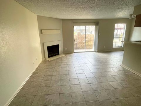Photo of 2120 El Paseo Street #1701, Houston, TX 77054 (MLS # 77508302) Photo of 2120 El Paseo Street #1701, Houston, TX 77054 (MLS # 77508302)