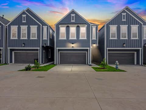 Photo of 307 Charlock Street, Houston, TX 77022 (MLS # 54676617)