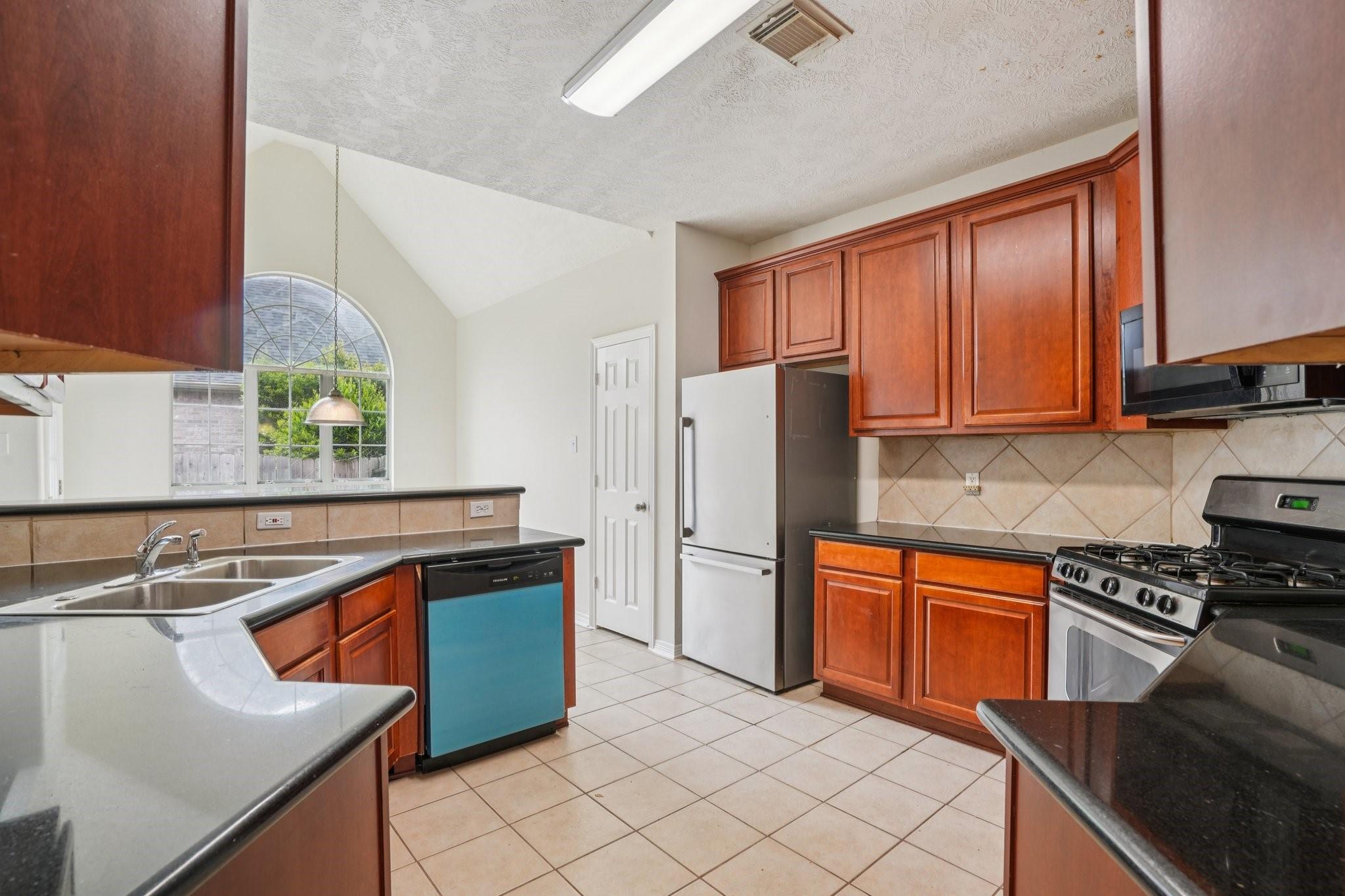 7803 Deerwood Lake Drive