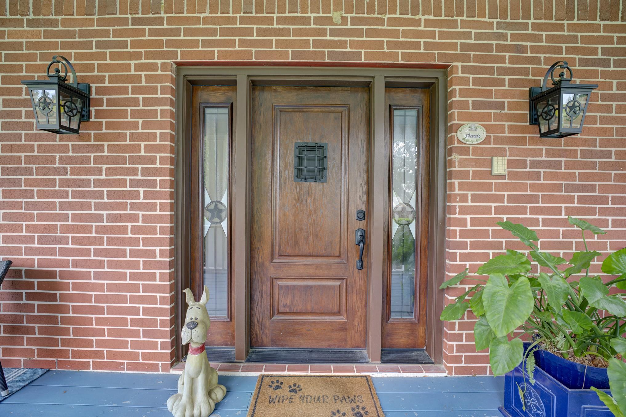 2827 Griffin Lane