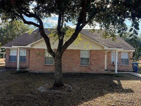 Photo of 768 Heritage Lane Ln, Eagle Lake, TX 77434 (MLS # 73867486)