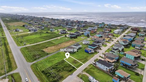 Photo of 982 S Cove, Port Bolivar, TX 77650 (MLS # 77502872)