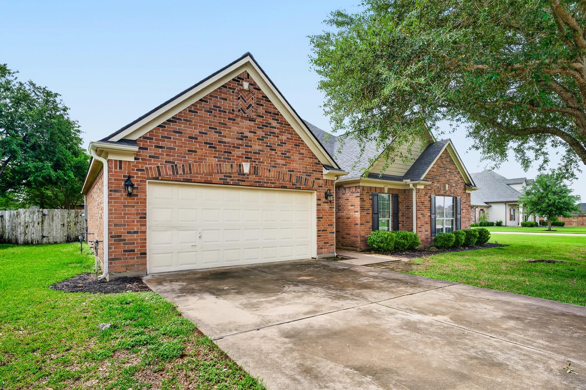 3823 Founders Drive