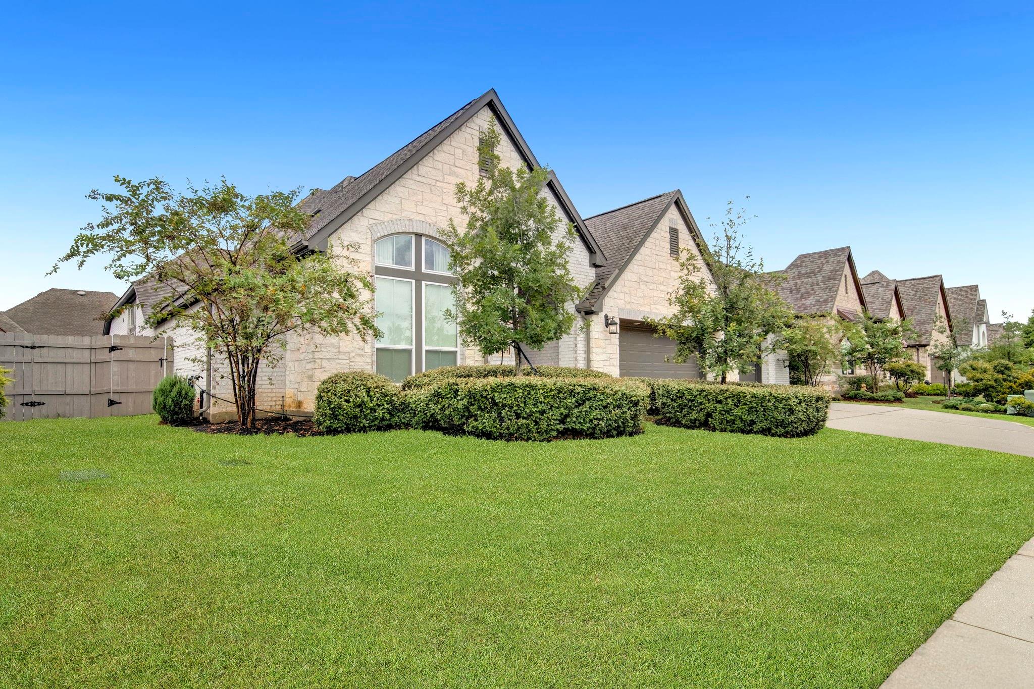 15411 Sunglow Haven Street