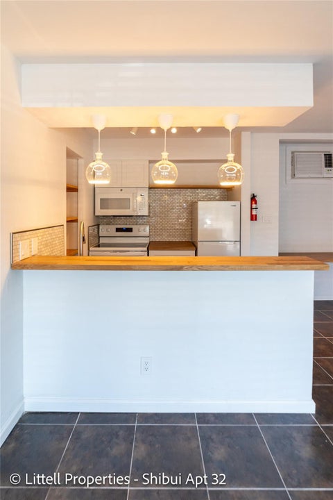 Apartment For Rent - 714 Woodrow Street #32<br/> Houston, TX 77006