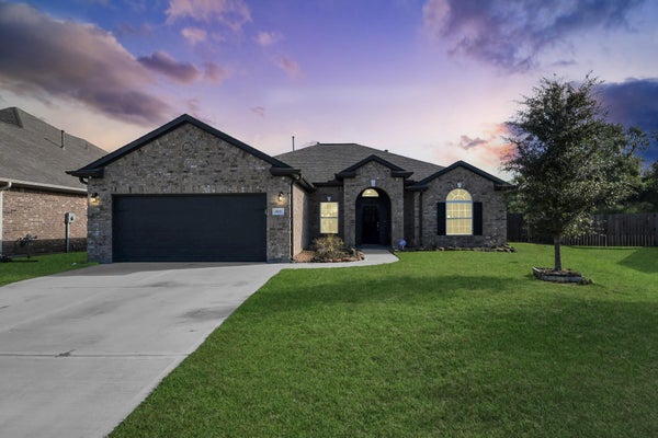 412 PEBBLE DR, DAYTON, TX 77535 - Image 2c5aec6b0fe52269c2aed29a5bdb36fe/1316615879