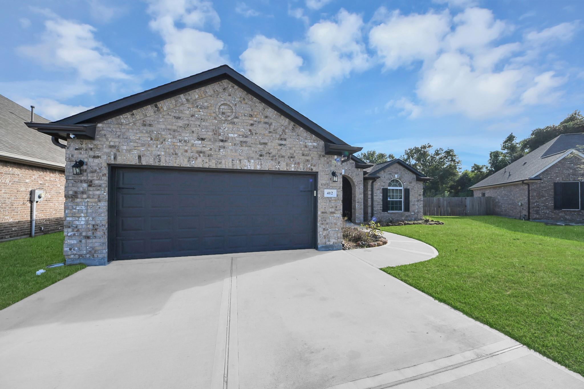 412 Pebble Drive