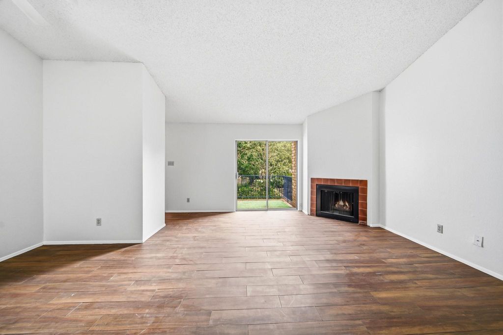 Photo of 7116 N Holiday Drive, Galveston, TX 77550 (MLS # 71211978)