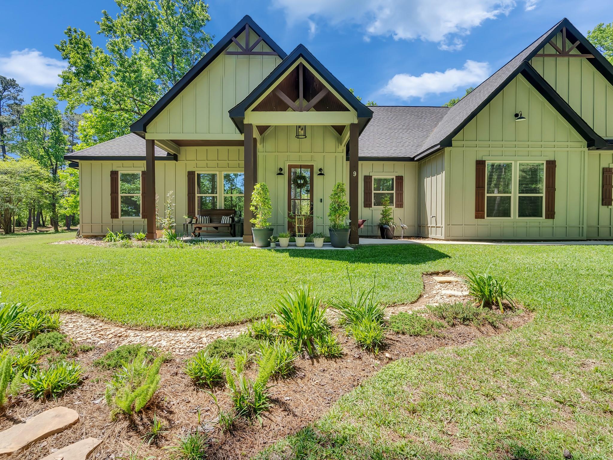 9 Prescott Drive