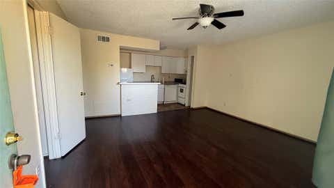 Photo of 1328 Bomar Street #17, Houston, TX 77006 (MLS # 95781569)
