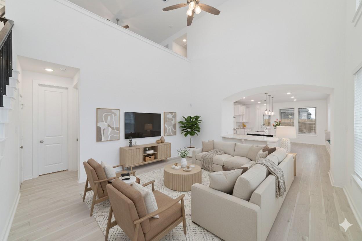 925 Crystal Bend Lane