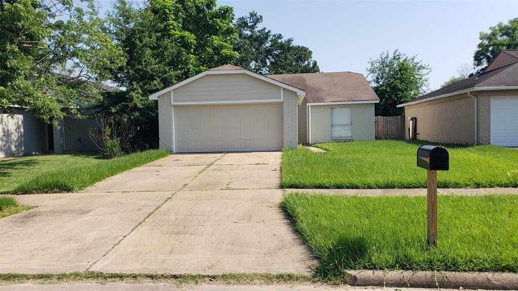 19246 Cypress River Drive