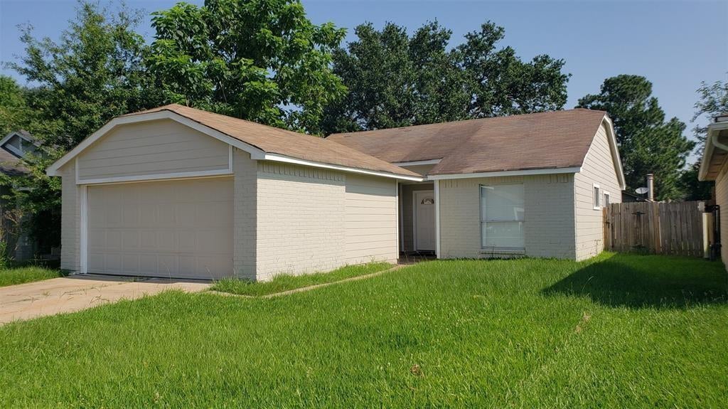 19246 Cypress River Drive