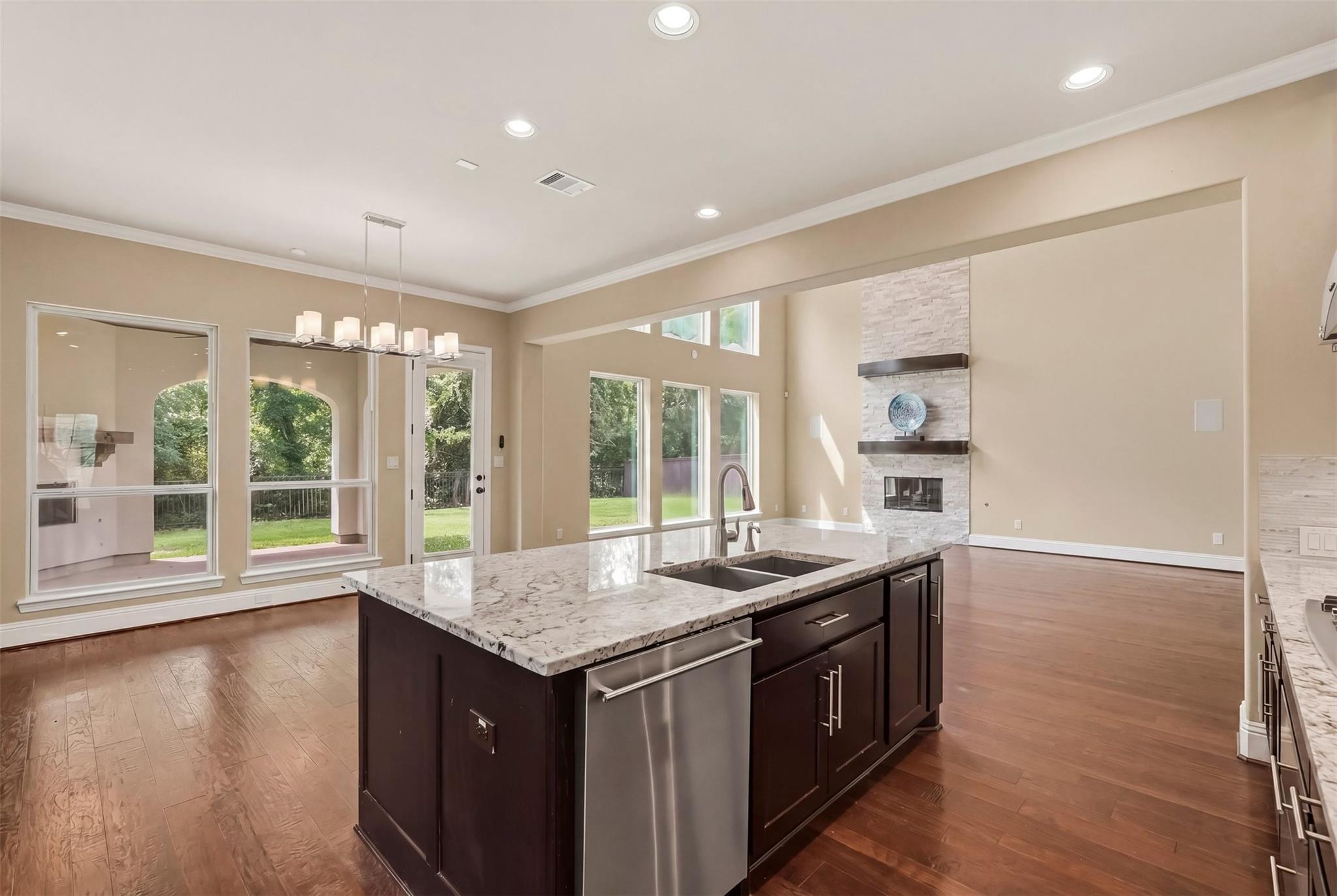 Sugar Land, Texas, 77479, United States, 5 Bedrooms Bedrooms, ,6 BathroomsBathrooms,Residential,Active,2042759