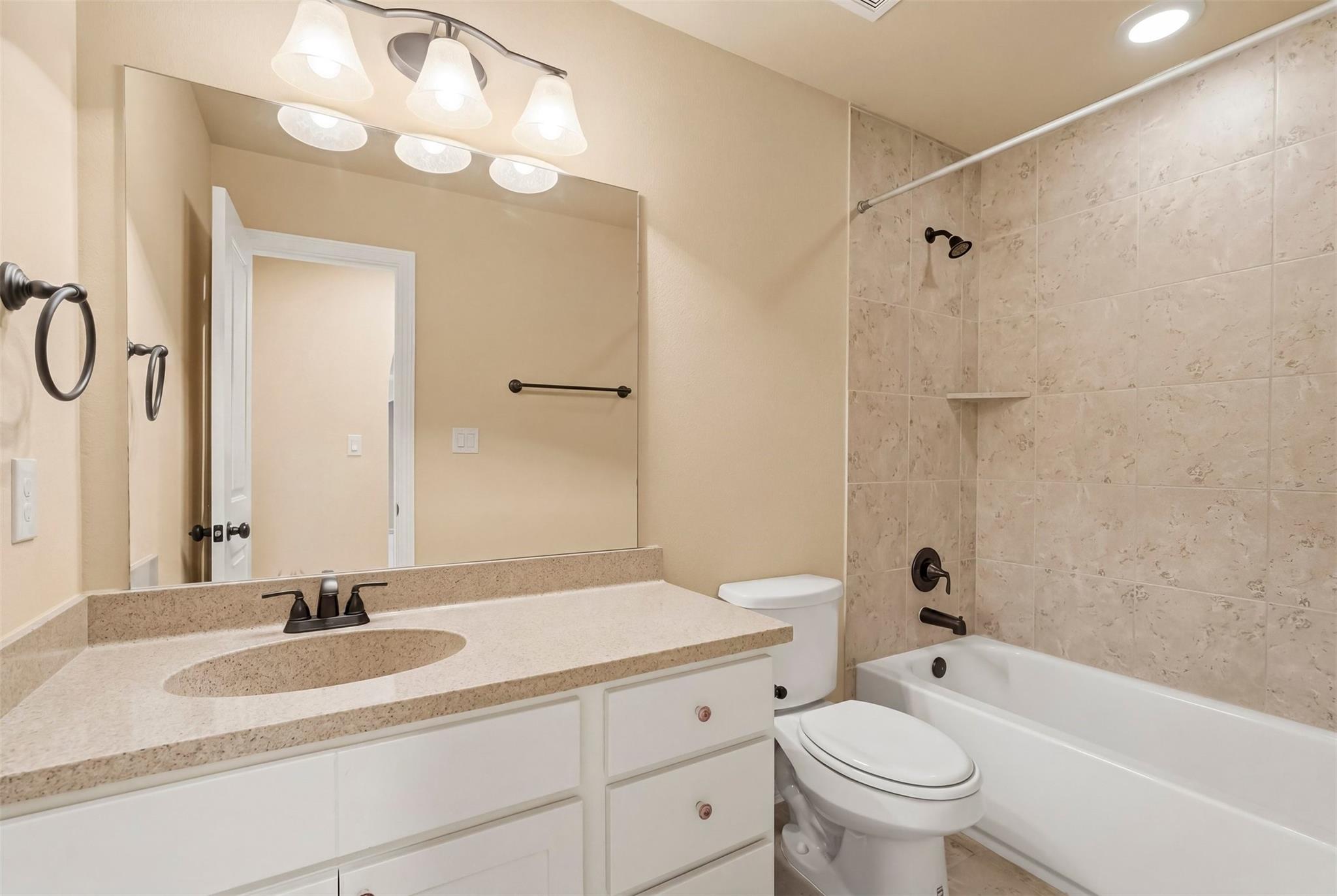 Sugar Land, Texas, 77479, United States, 5 Bedrooms Bedrooms, ,6 BathroomsBathrooms,Residential,Active,2042759