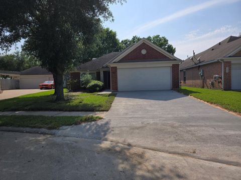 Photo of 2910 Plum Lake Drive, Pearland, TX 77584 (MLS # 87812464)