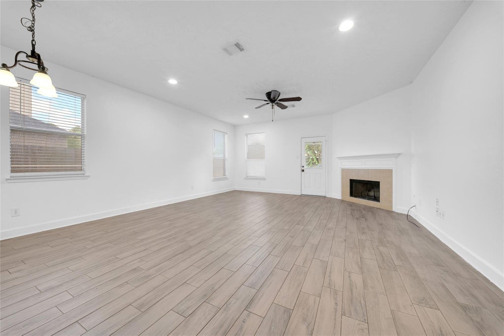 Photo of 1009 Bay Area Boulevard, League City, TX 77573 (MLS # 93553078)