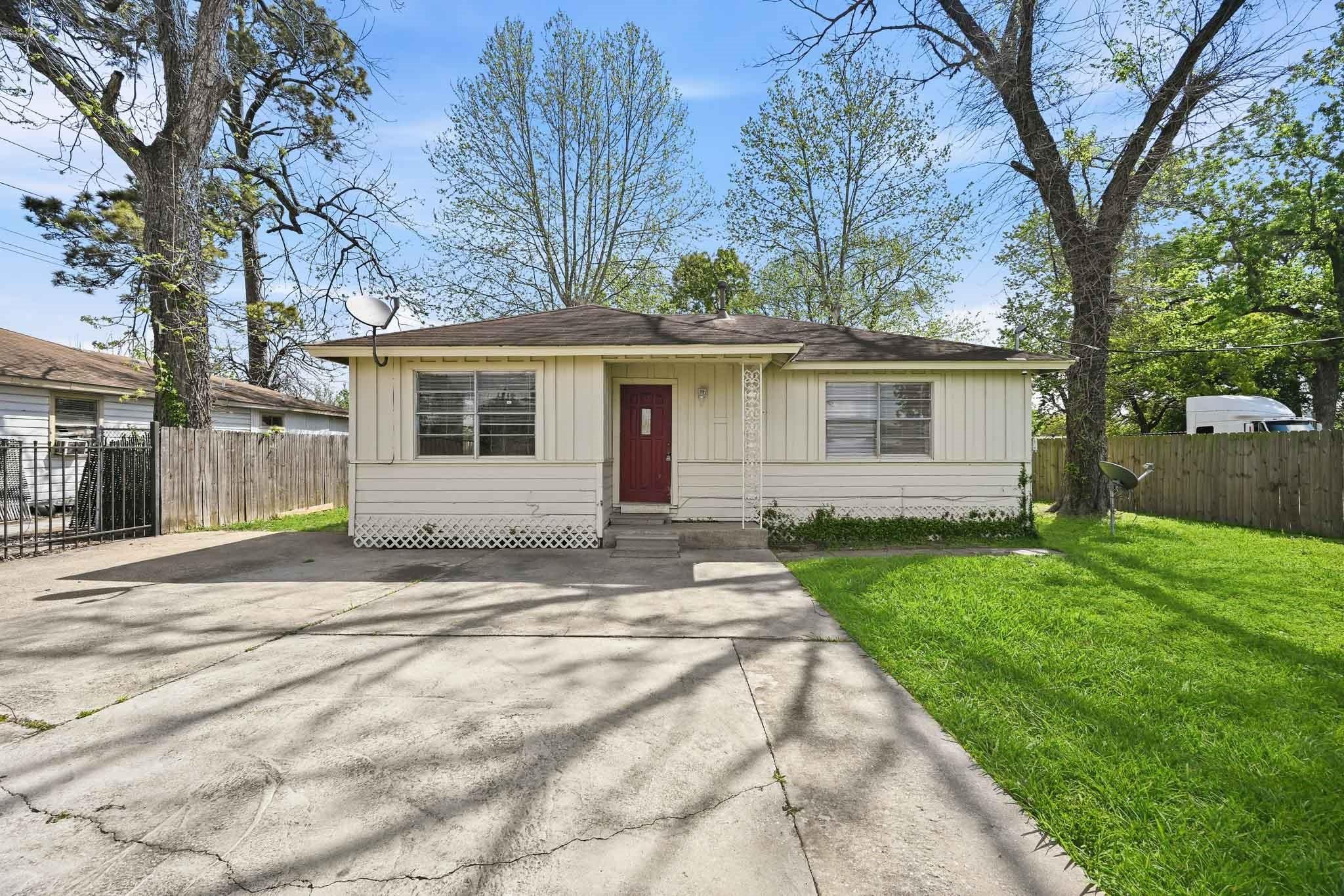 9118 Spaulding Street