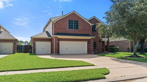 Photo of 17226 Elverson Oaks Drive, Tomball, TX 77377 (MLS # 27765406)