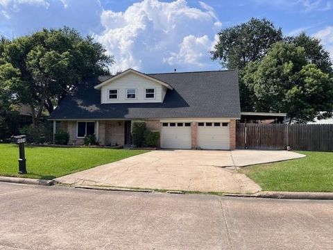 Photo of 4604 Oak Valley Drive, Orange, TX 77632 (MLS # 80226470) Photo of 4604 Oak Valley Drive, Orange, TX 77632 (MLS # 80226470)