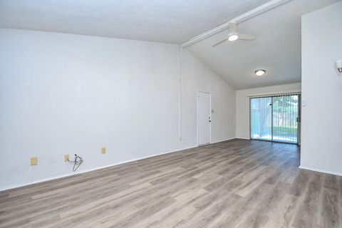 Photo of 6915 Jeb Stuart Drive, Richmond, TX 77469 (MLS # 75912155)