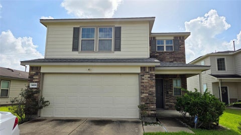 Photo of 14111 Sundrop Park Lane, Houston, TX 77048 (MLS # 45711317)