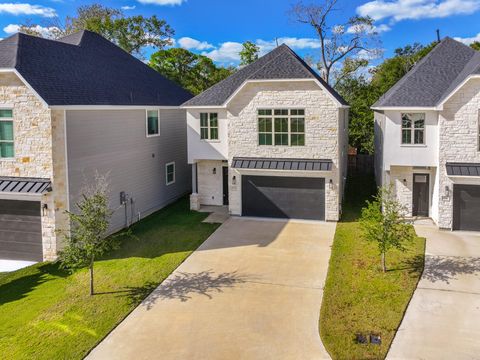 Photo of 4910 Wunder Way, Houston, TX 77069 (MLS # 63985989)