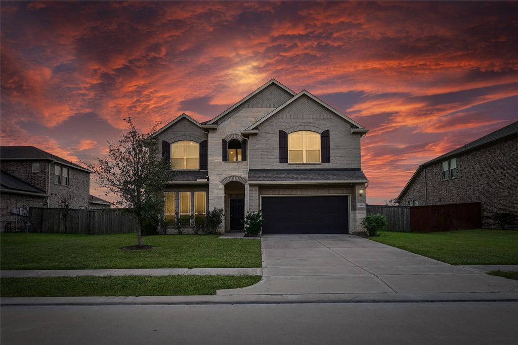 Photo of 5936 Pearland Place, Pearland, TX 77581 (MLS # 19783511)