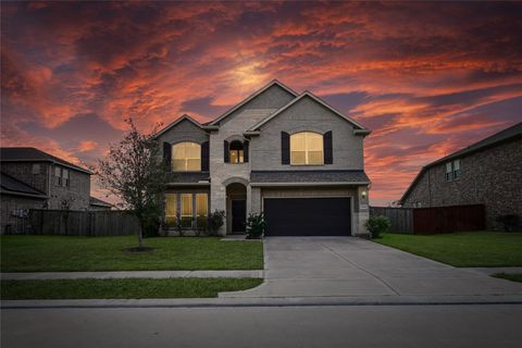 Photo of 5936 Pearland Place, Pearland, TX 77581 (MLS # 19783511)