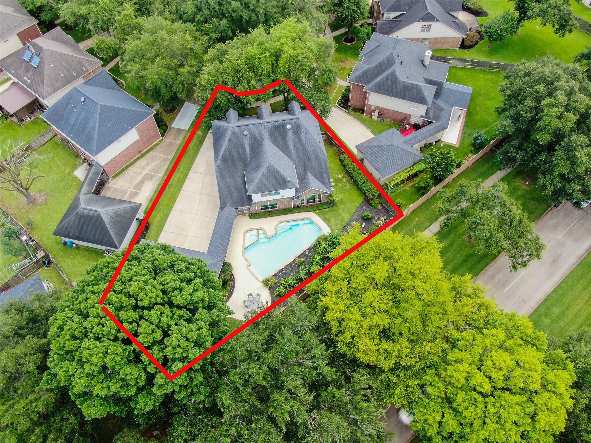 1303 Red Oak Court