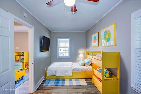 Tiny photo for 4220 Delhi Street, Houston, TX 77022 (MLS # 84628263)